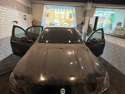 2023 مرسيدس - بنز سي 300