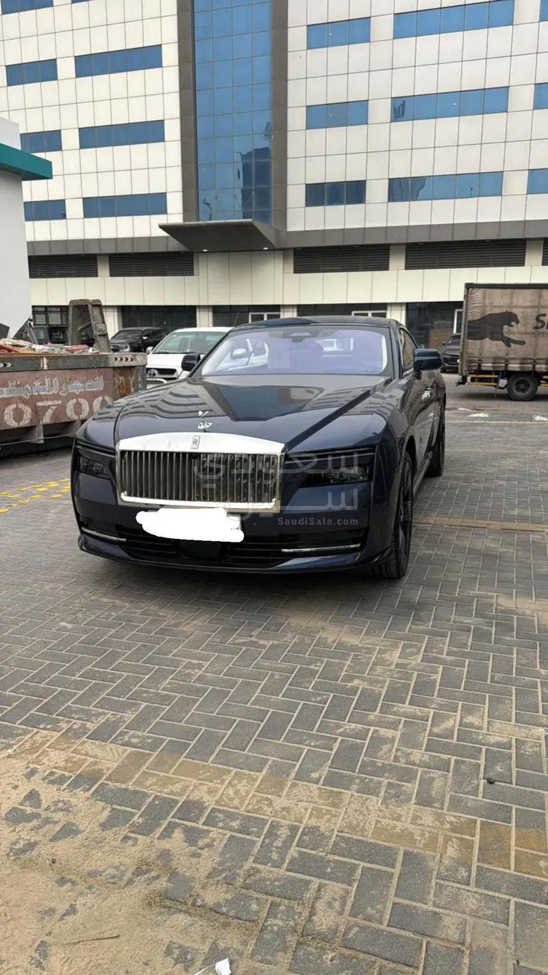 2025 رولز رويس سبيكتر