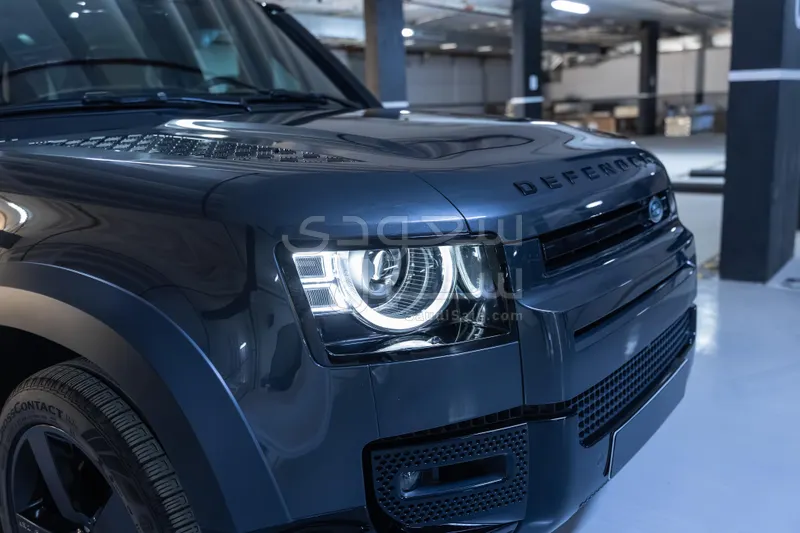 2024 لاند روفر ديفيندر إصدار كارباثيان