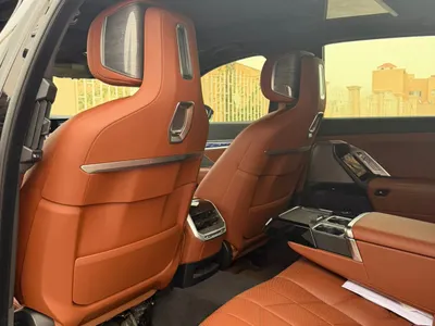 2024 بي ام دبليو الفئة السابعة 735 إل أي