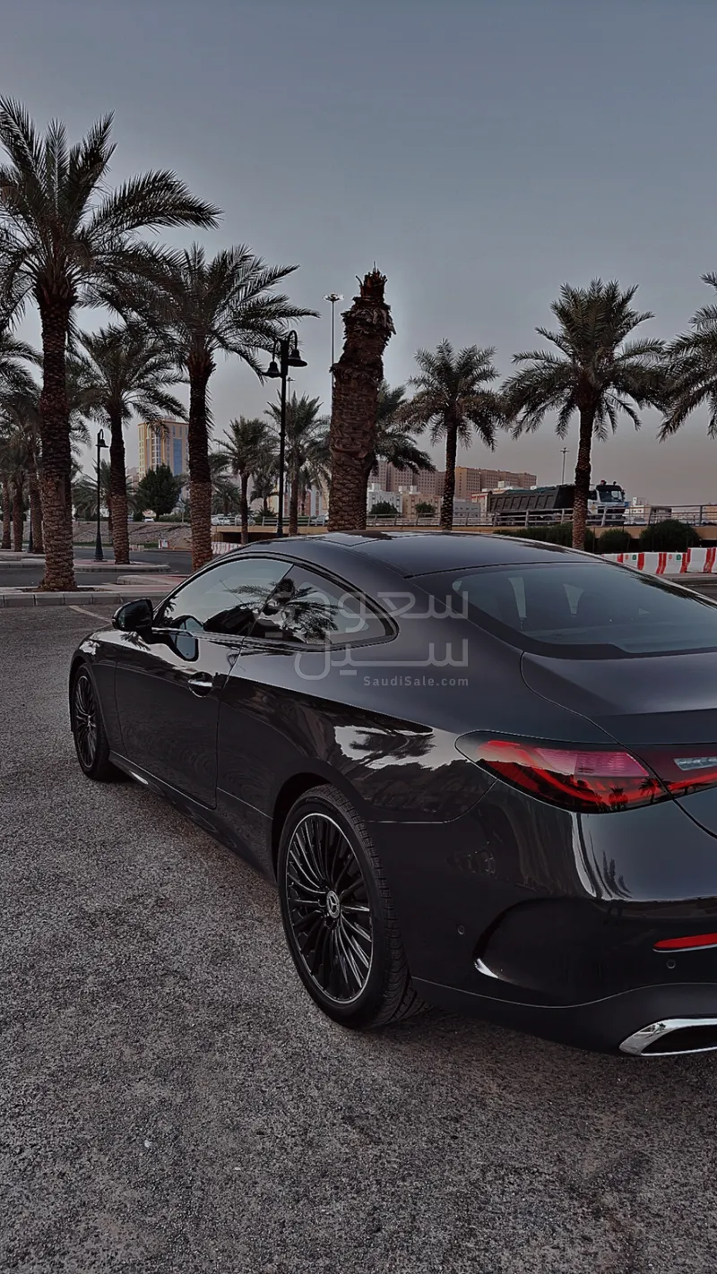 2024 مرسيدس - بنز سي إل إي 300