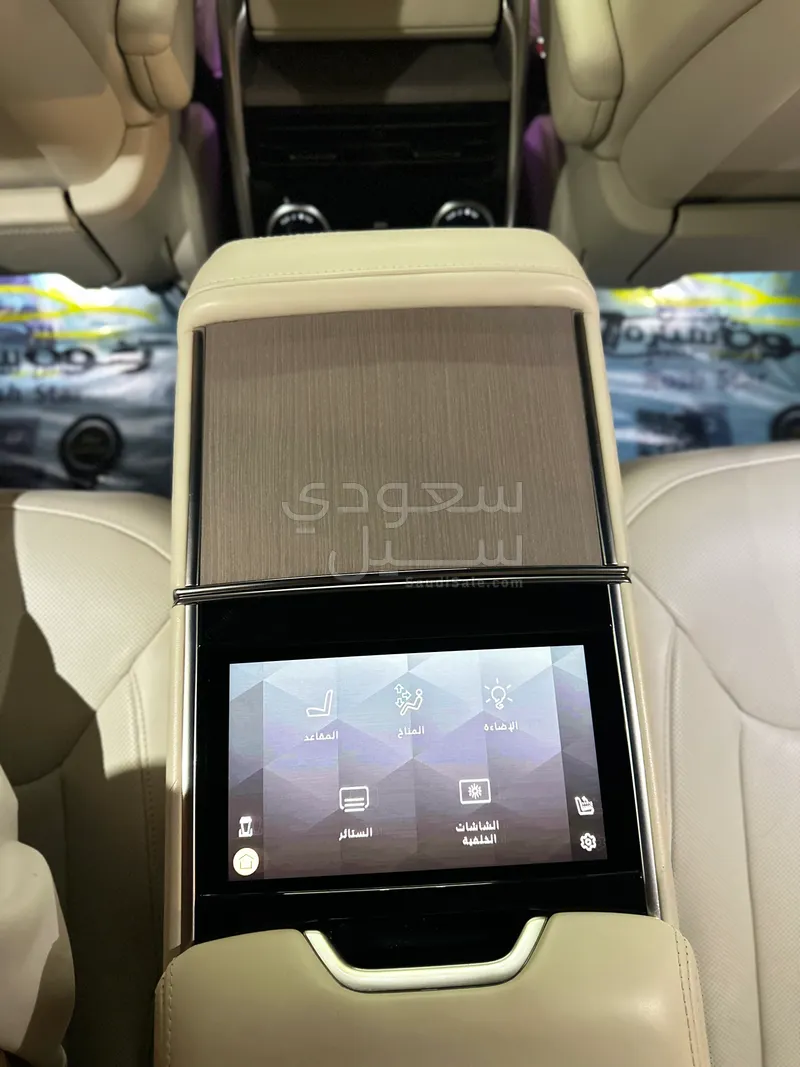 2022 لاند روفر رينج روفر فيرست اديشن