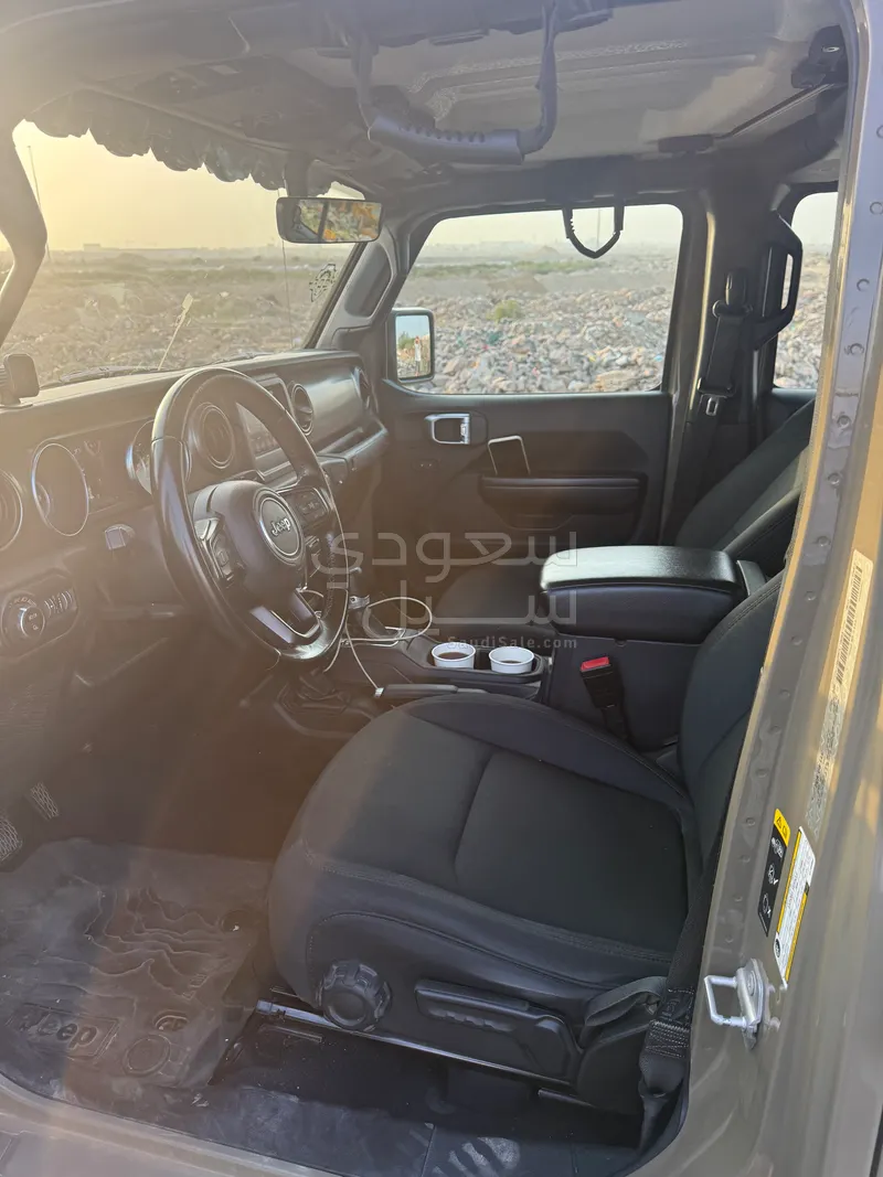 2020 جييب جلادياتور سبورت