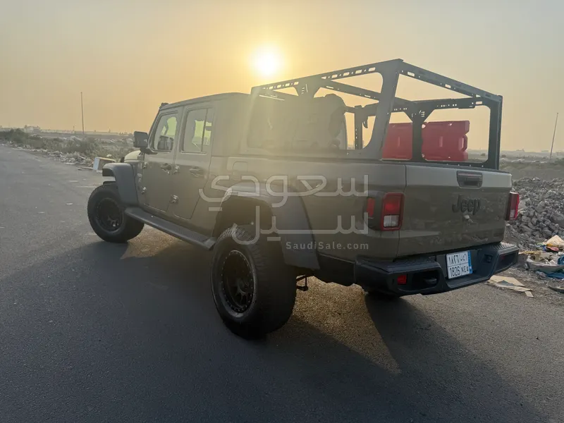 2020 جييب جلادياتور سبورت