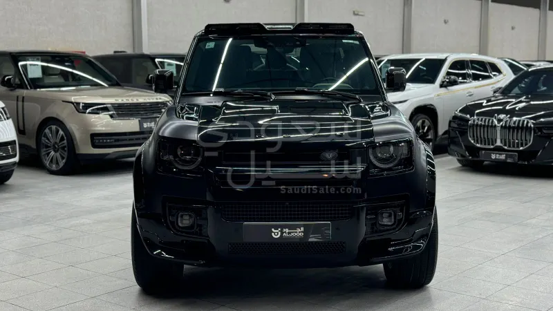 2023 Land Rover Defender 90
