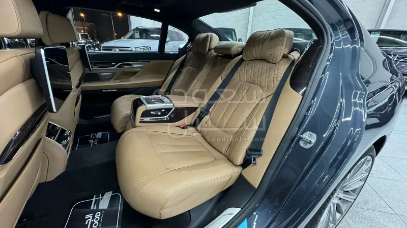 2016 BMW 7 Series 740Li
