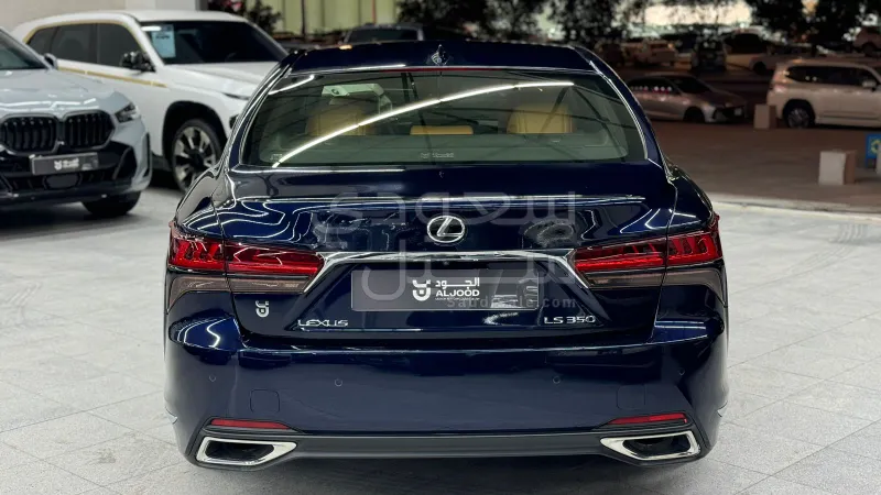 2022 Lexus LS 350