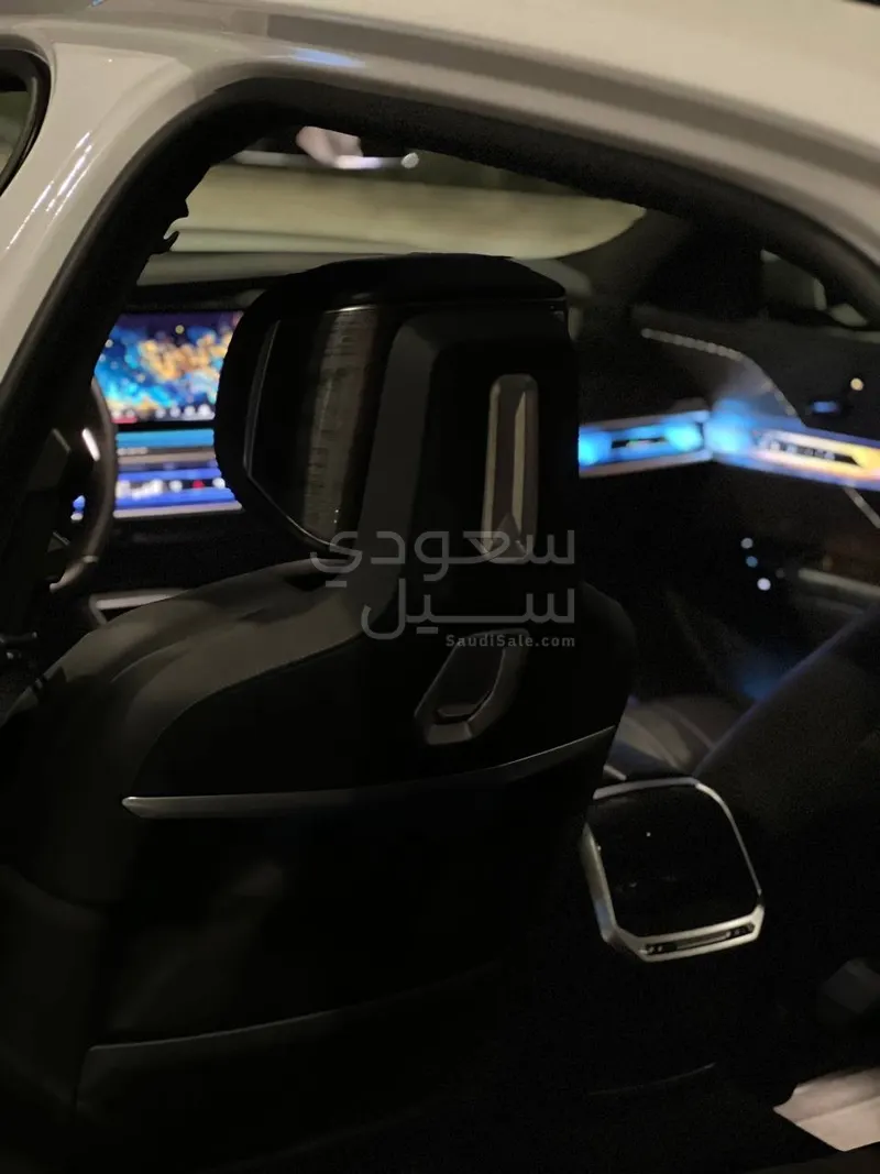 2023 بي ام دبليو الفئة السابعة 740أي