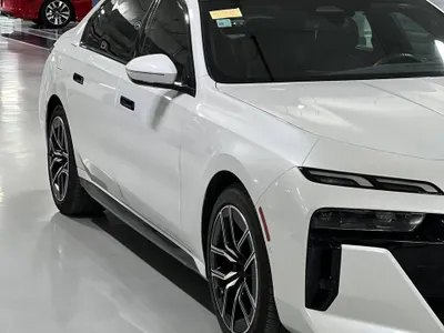 2023 بي ام دبليو الفئة السابعة 740أي