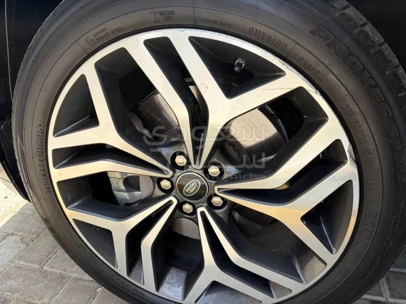 2020 لاند روفر رينج روفر ايفوك داينمك