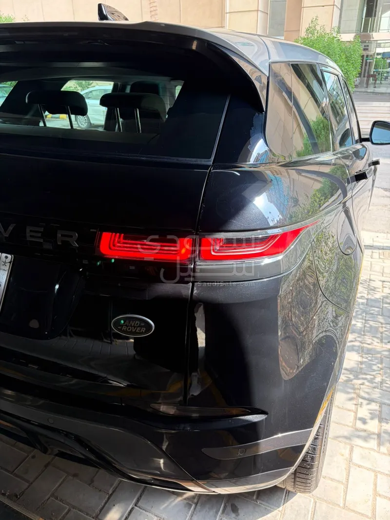 2020 لاند روفر رينج روفر ايفوك داينمك