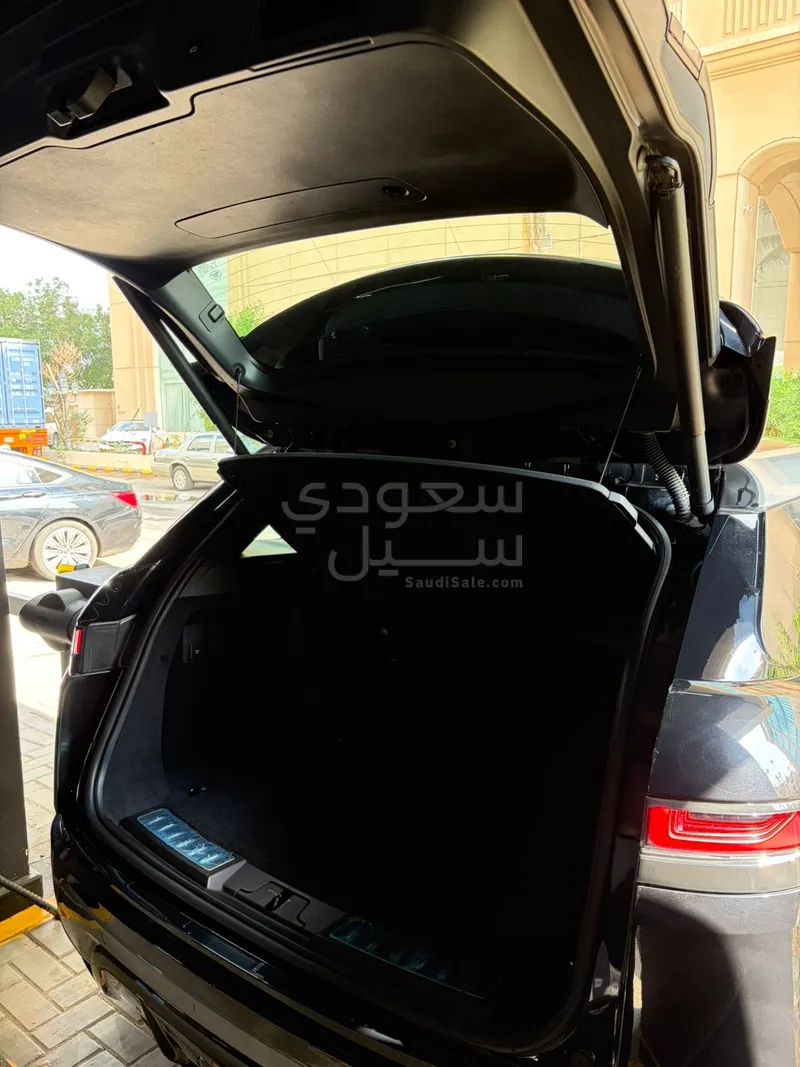 2020 لاند روفر رينج روفر ايفوك داينمك