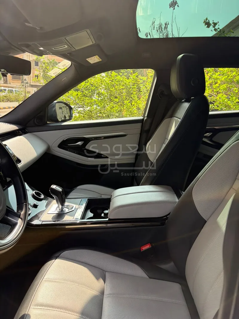 2020 لاند روفر رينج روفر ايفوك داينمك