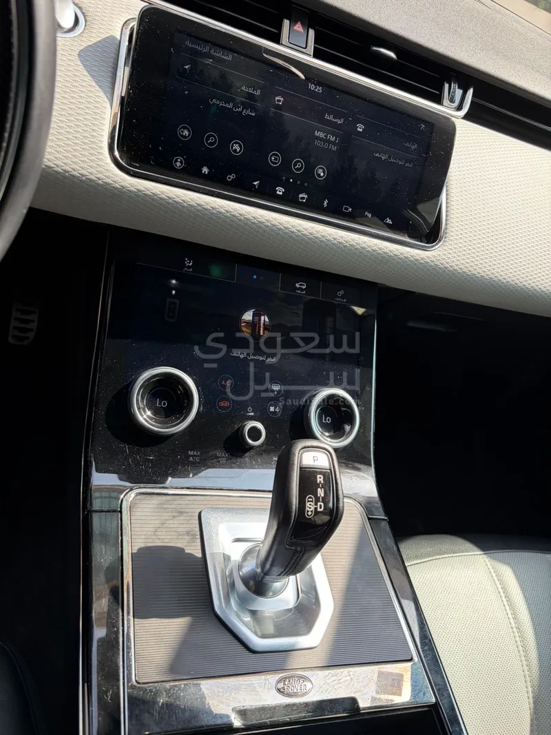 2020 لاند روفر رينج روفر ايفوك داينمك