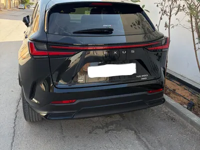 2023 لكزس إن إكس 350