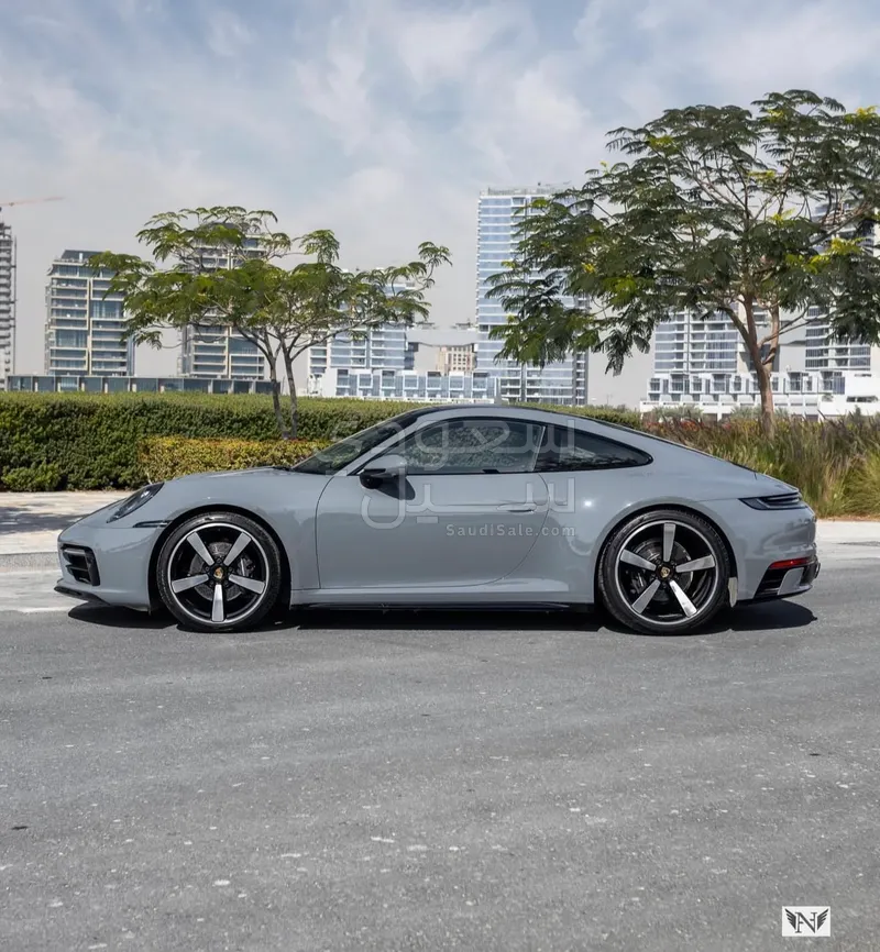 2024 بورش 911 كاريرا