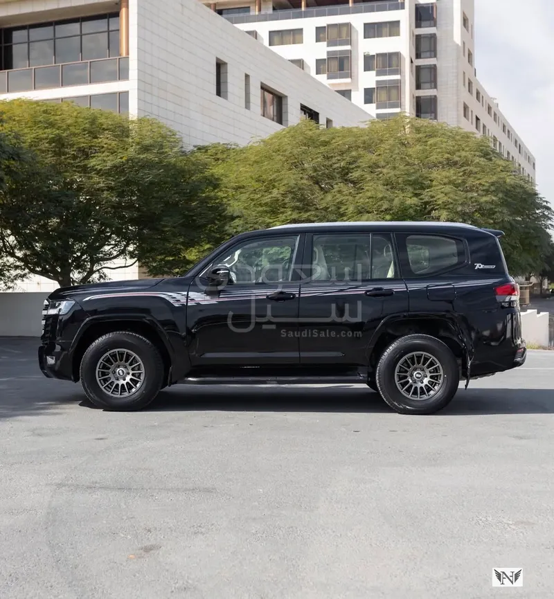 2022 تويوتا لاند كروزر جي اكس ار