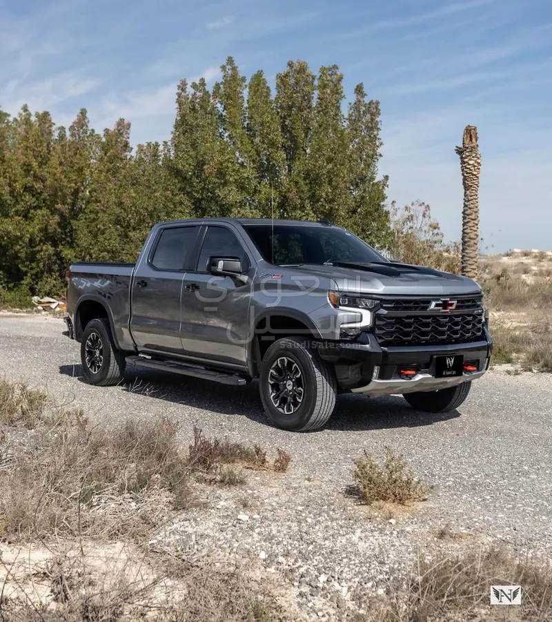 2023 شفروليه سلفرادو زد ار 2