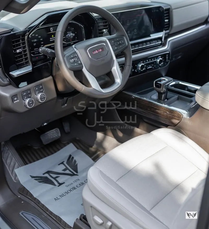 2025 جي ام سي سييرا اليفيشن