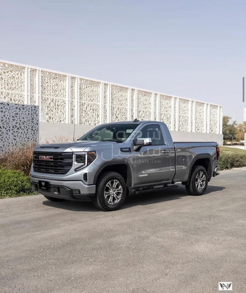 2025 جي ام سي سييرا اليفيشن