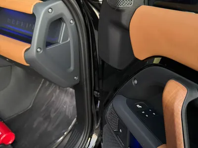 2023 لاند روفر ديفيندر اكس 110