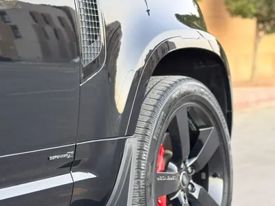 2023 لاند روفر ديفيندر اكس 110