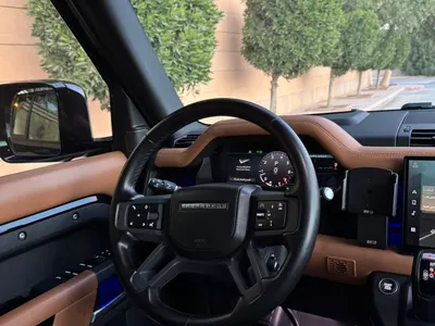 2023 لاند روفر ديفيندر اكس 110