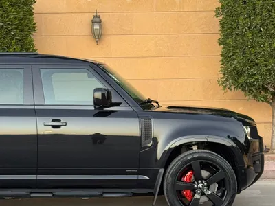 2023 لاند روفر ديفيندر اكس 110