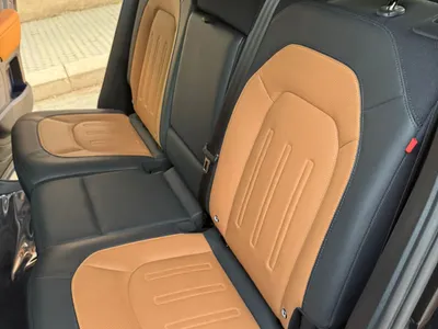 2023 لاند روفر ديفيندر اكس 110