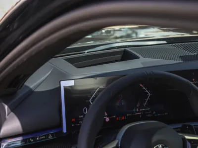 2026 بي ام دبليو الفئة الخامسة 520 أي إم كت