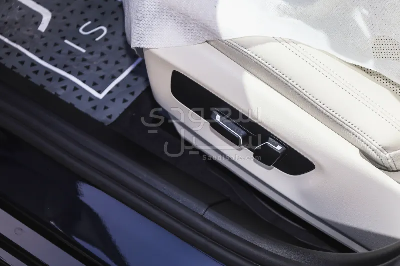 2026 بي ام دبليو الفئة الخامسة 520 أي