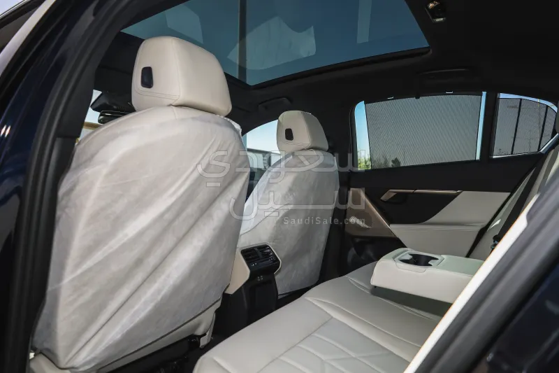 2026 بي ام دبليو الفئة الخامسة 520 أي