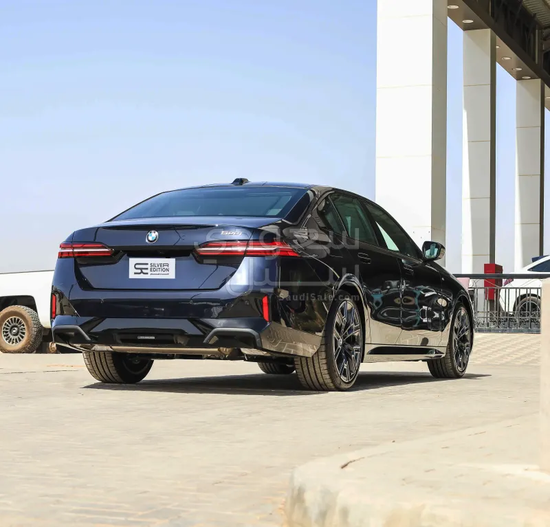 2026 بي ام دبليو الفئة الخامسة 520 أي