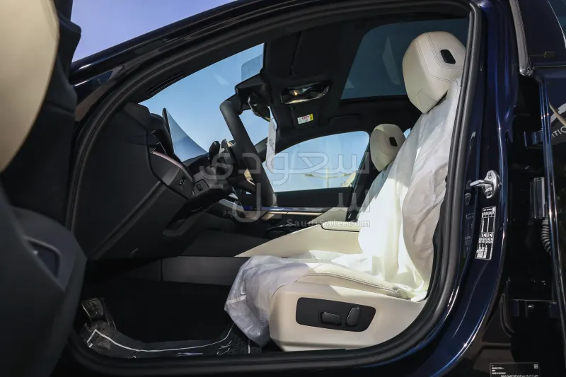 2026 بي ام دبليو الفئة الخامسة 520 أي