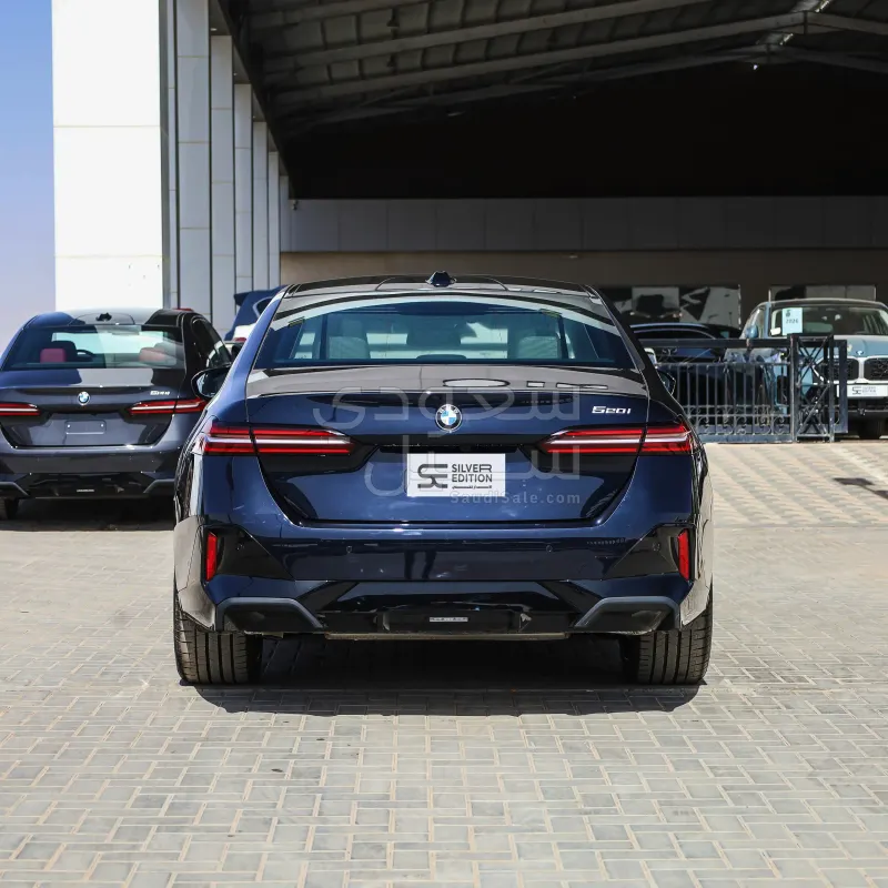 2026 بي ام دبليو الفئة الخامسة 520 أي