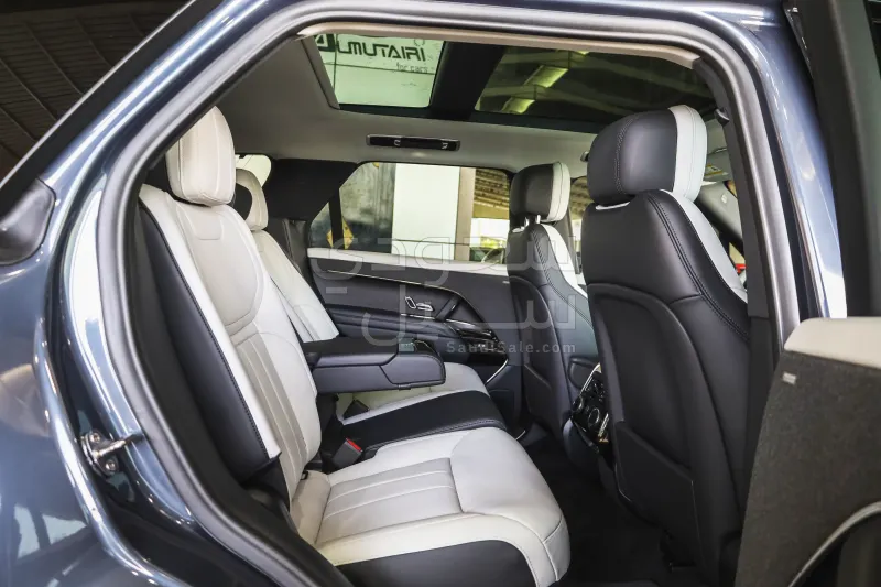 2025 Land Rover Range Rover Sport HSE