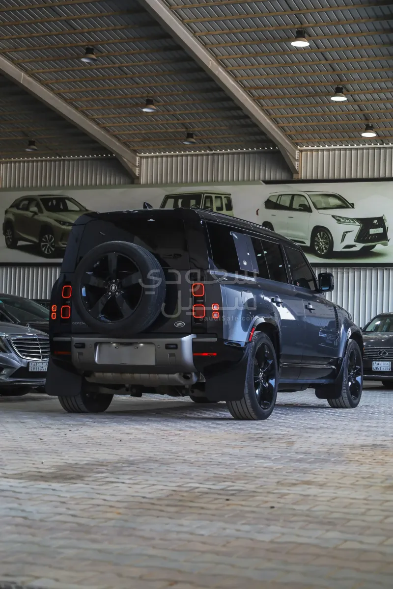 2021 Land Rover Defender HSE