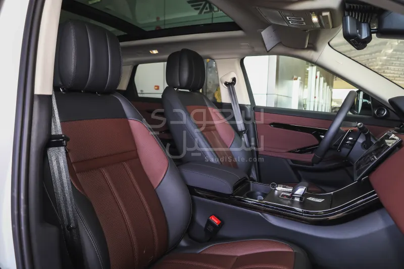 2025 Land Rover Range Rover Evoque