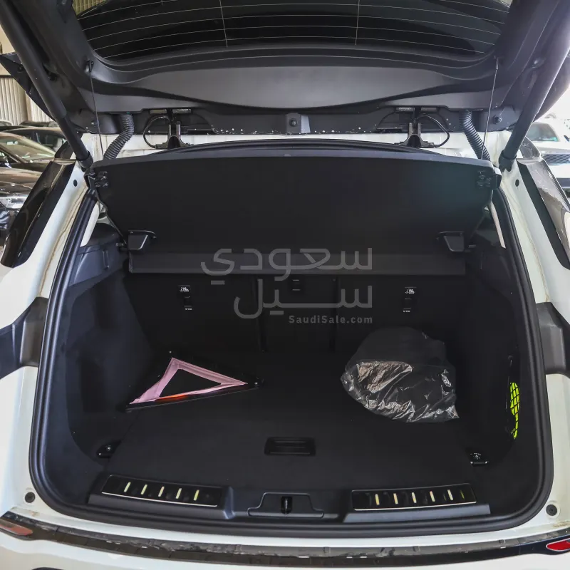 2025 Land Rover Range Rover Evoque