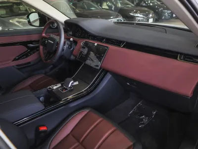 2025 Land Rover Range Rover Evoque