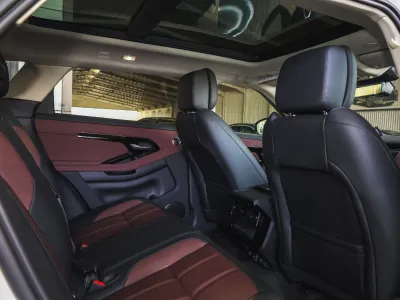 2025 Land Rover Range Rover Evoque