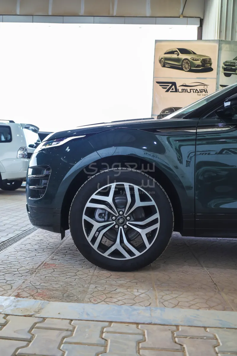 2025 Land Rover Range Rover Evoque