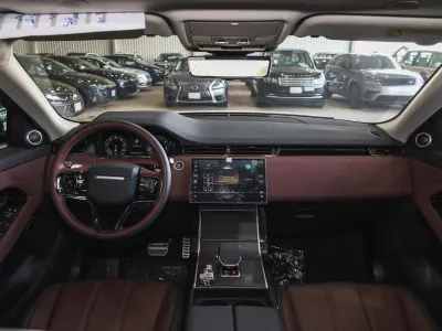 2025 Land Rover Range Rover Evoque