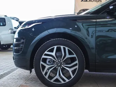 2025 Land Rover Range Rover Evoque