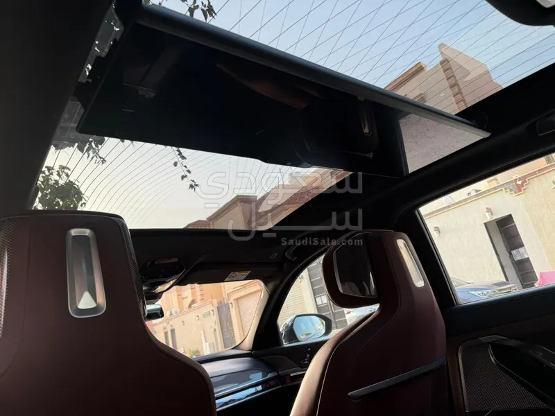 2023 BMW 7 Series 735i