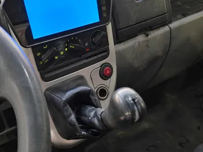 2020 متسوبيشي فوزو كنتر