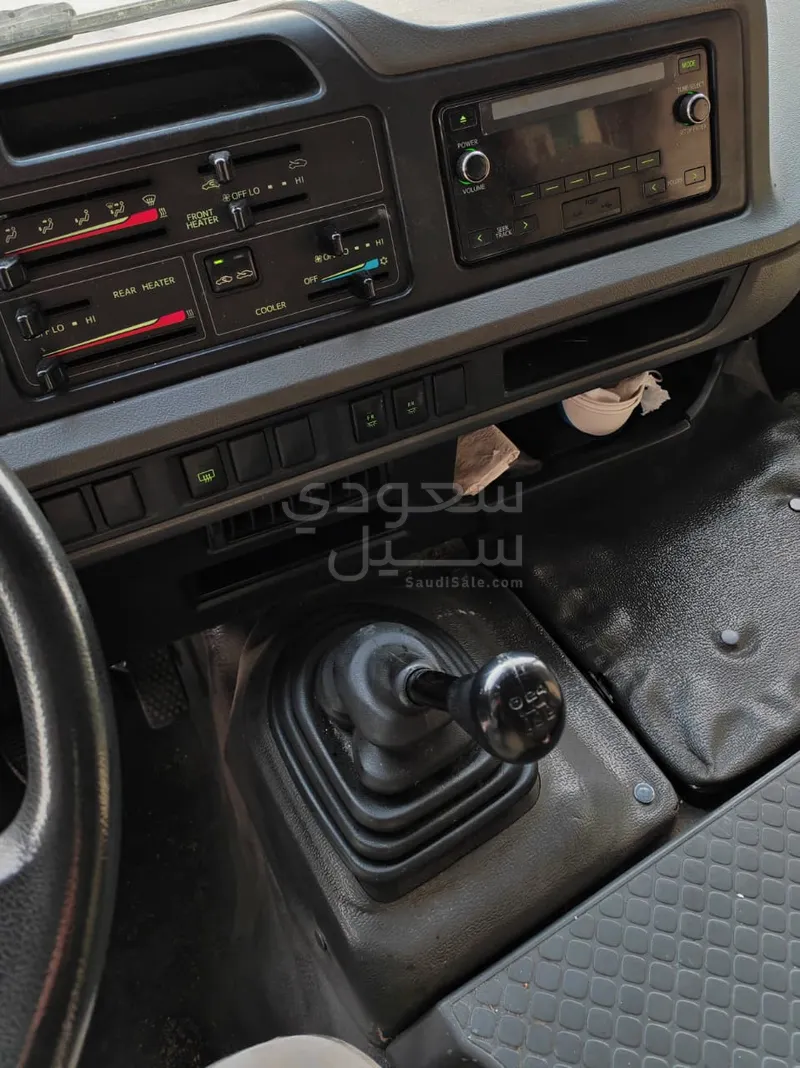 2019 تويوتا كوستر