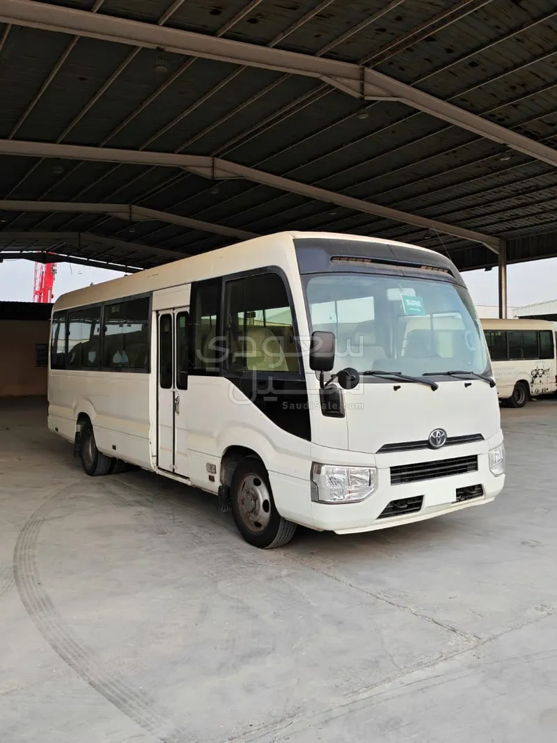 2019 تويوتا كوستر