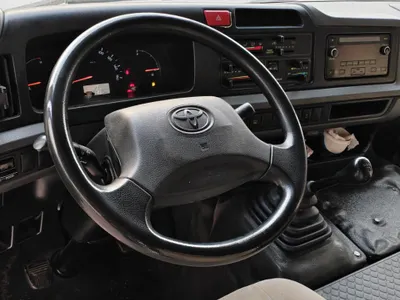 2019 تويوتا كوستر