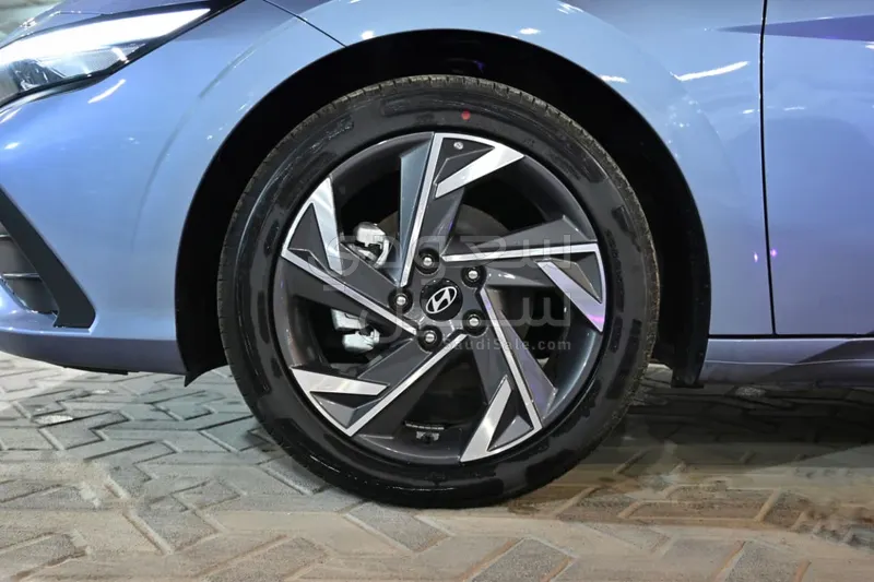 2025 هيونداي النترا